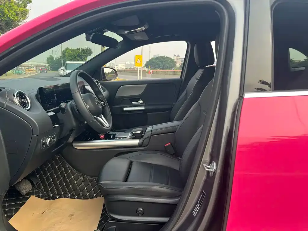 Mercedes-Benz GLA — фото 10