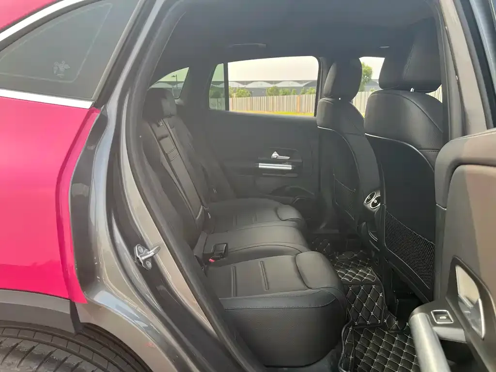 Mercedes-Benz GLA — фото 8