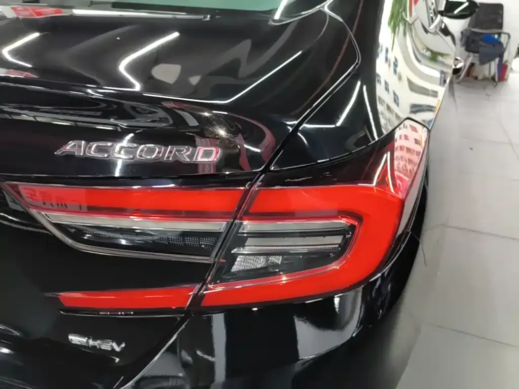 Honda Accord — фото 2