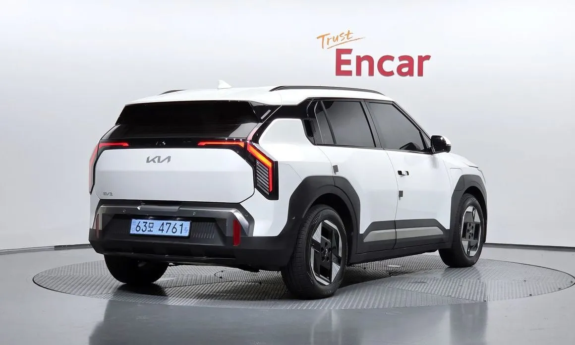 Kia EV3 — фото 4