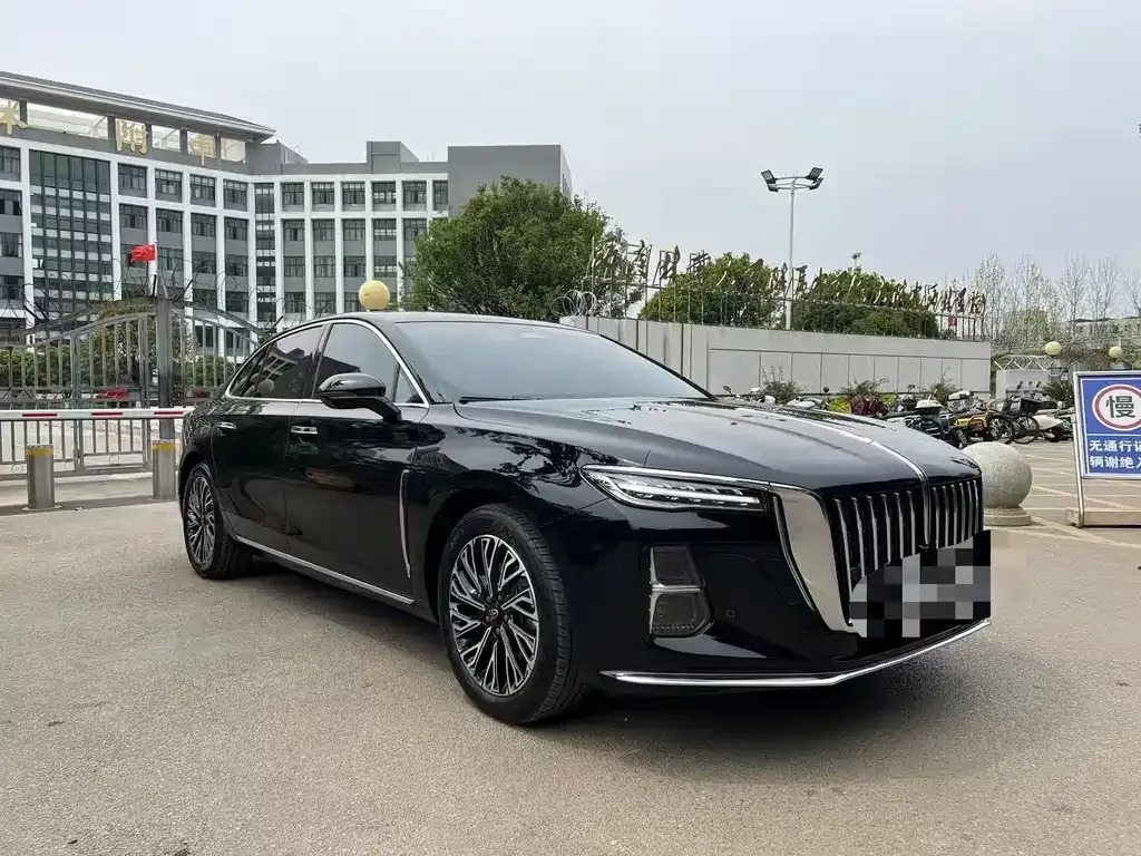 Hongqi H5 — фото 6