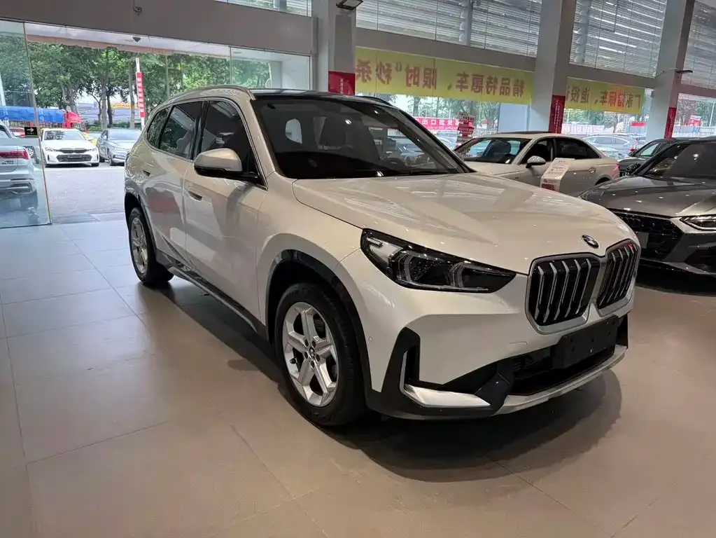 BMW X1 — фото 4