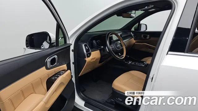 Kia Sorento — фото 5