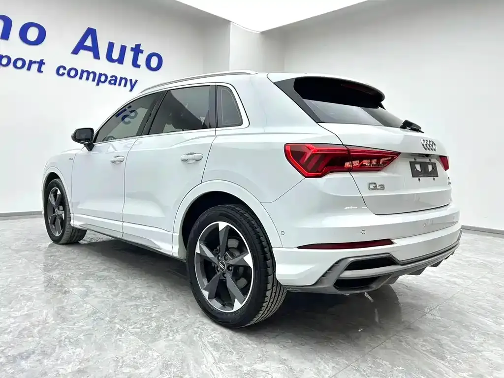 Audi Q3 — фото 4