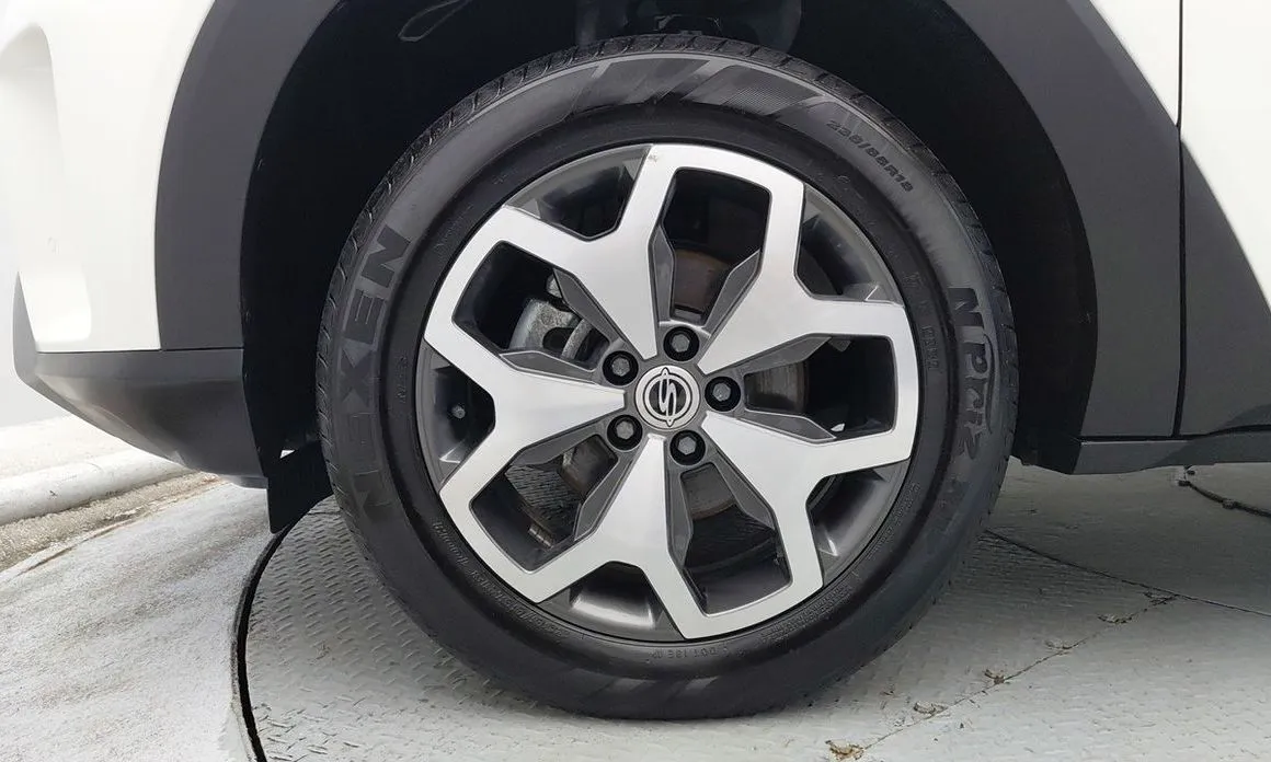 KG Mobility (Ssangyong) Torres — фото 2