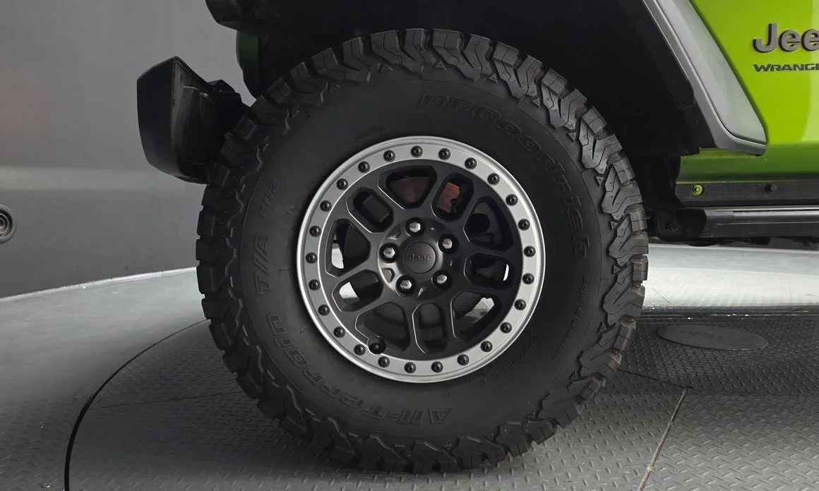 Jeep Wrangler — фото 9
