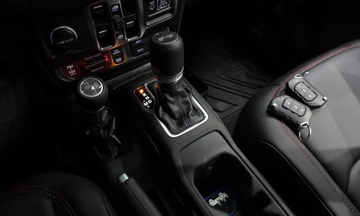 Jeep Wrangler — фото 2