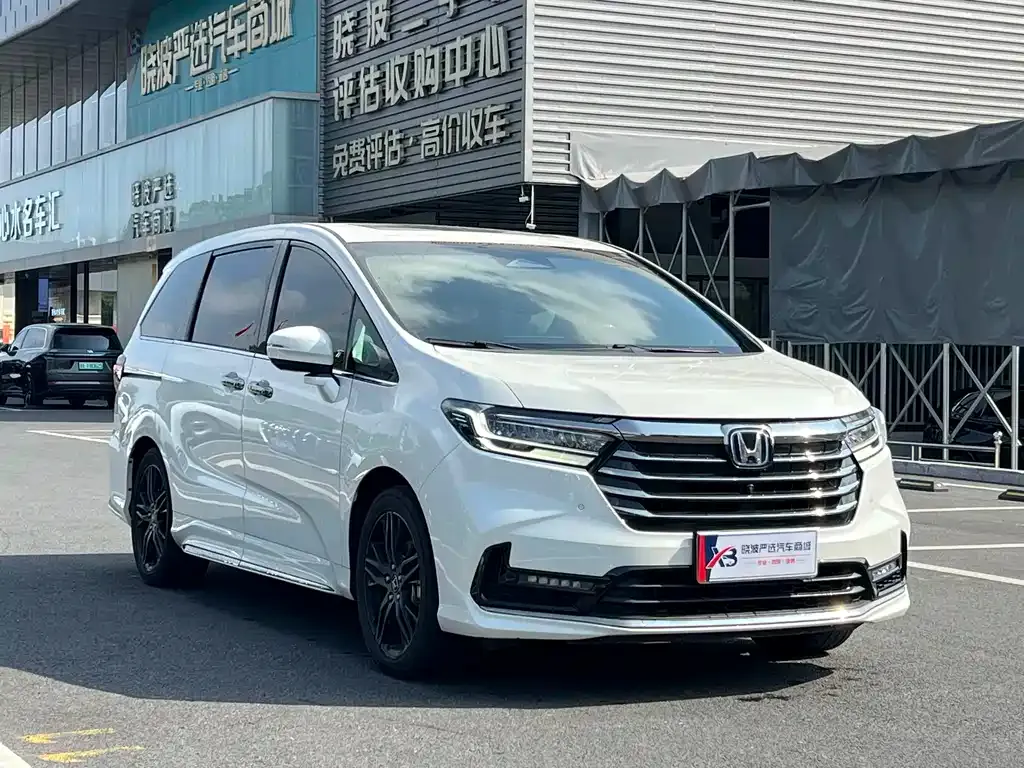 Honda Odyssey — фото 2