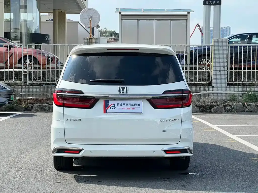 Honda Odyssey — фото 5