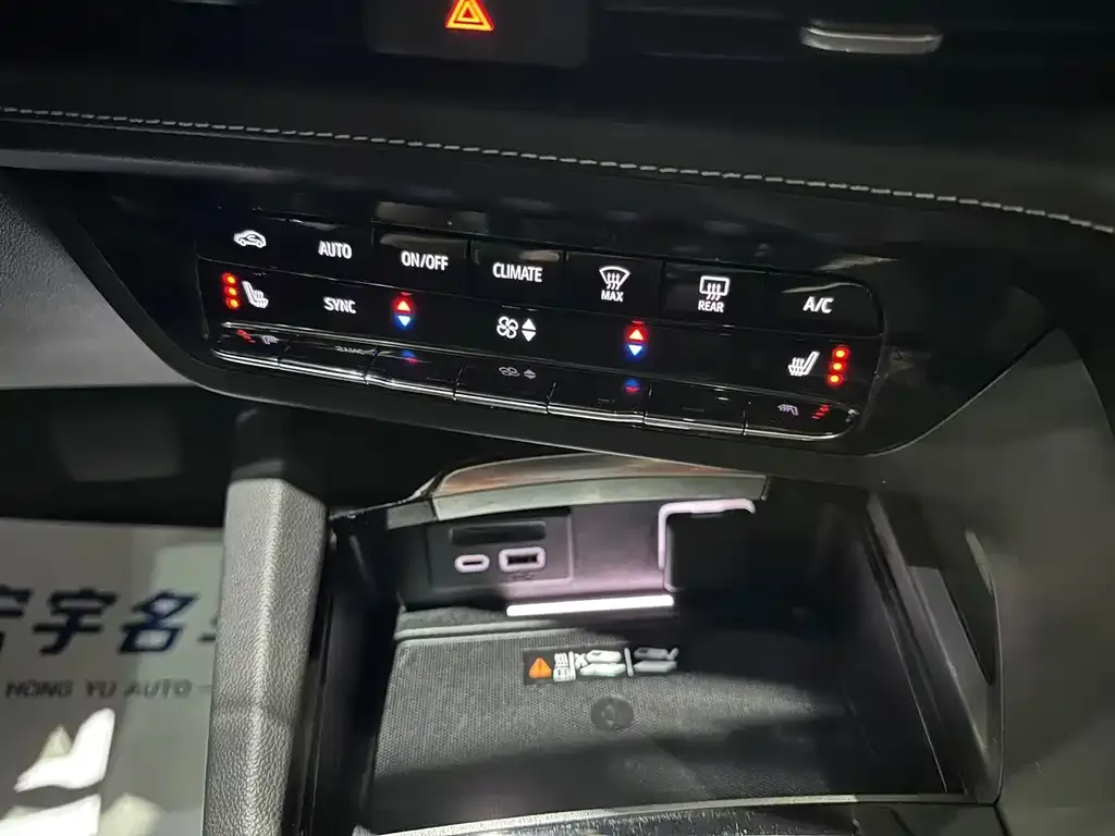 Buick Envision Plus — фото 3