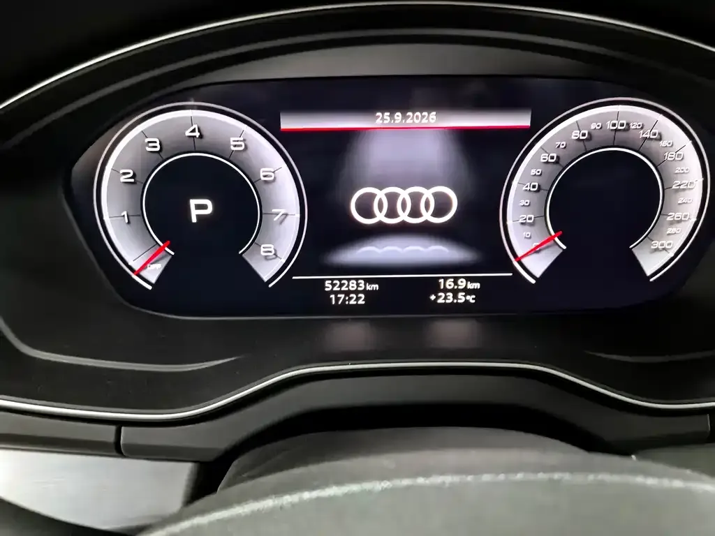 Audi Q5L — фото 7