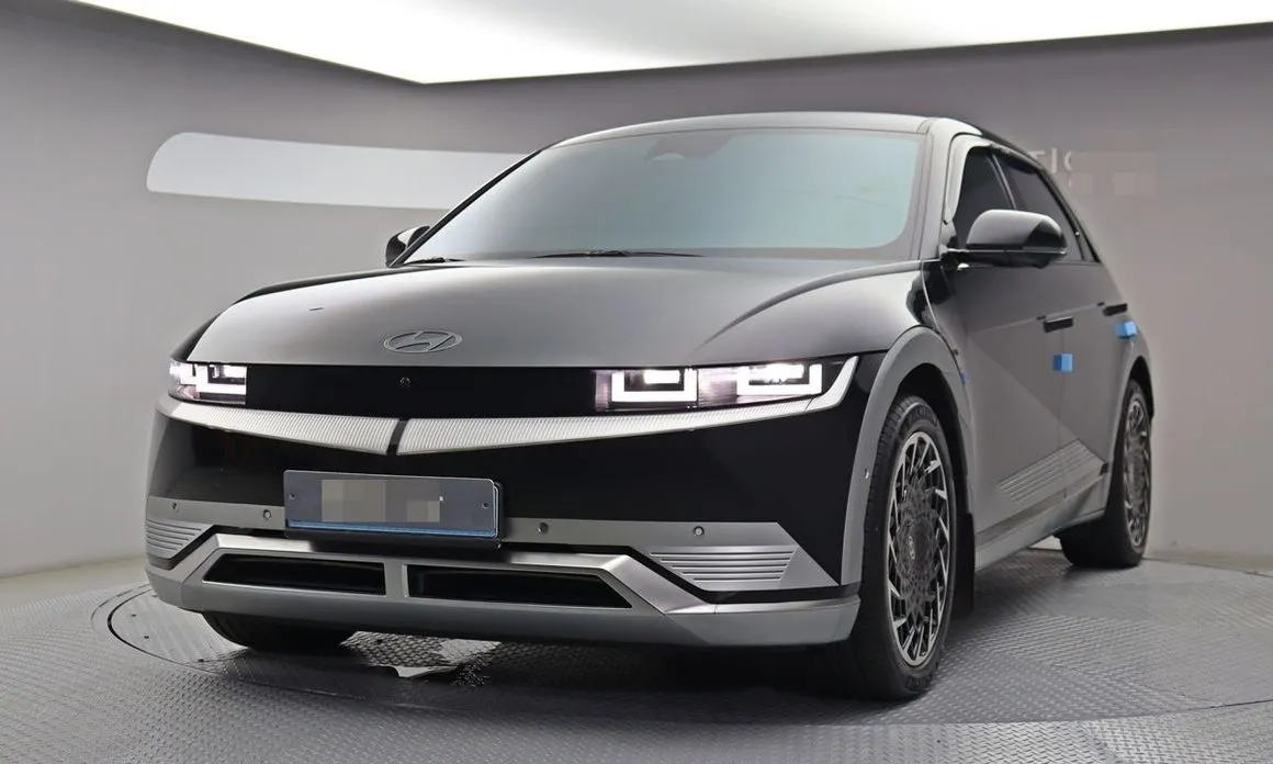 Hyundai Ioniq5 — фото 1