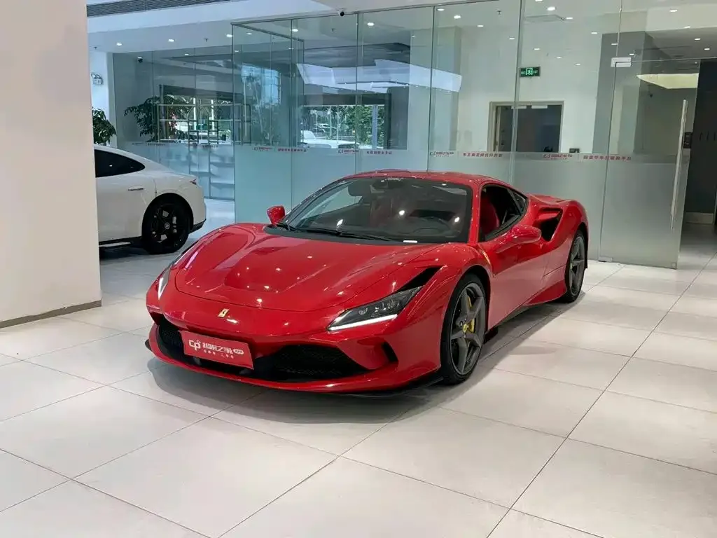 Ferrari F8 — фото 1