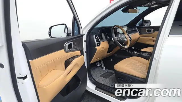 Kia Sorento — фото 8