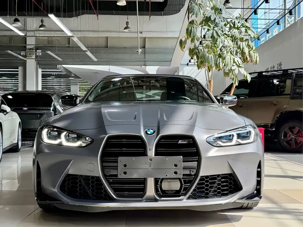 BMW M4 — фото 1