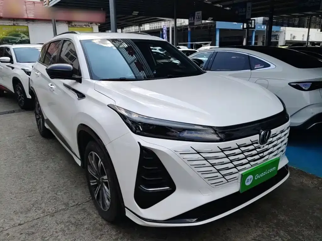 Changan CS75 PLUS — фото 9