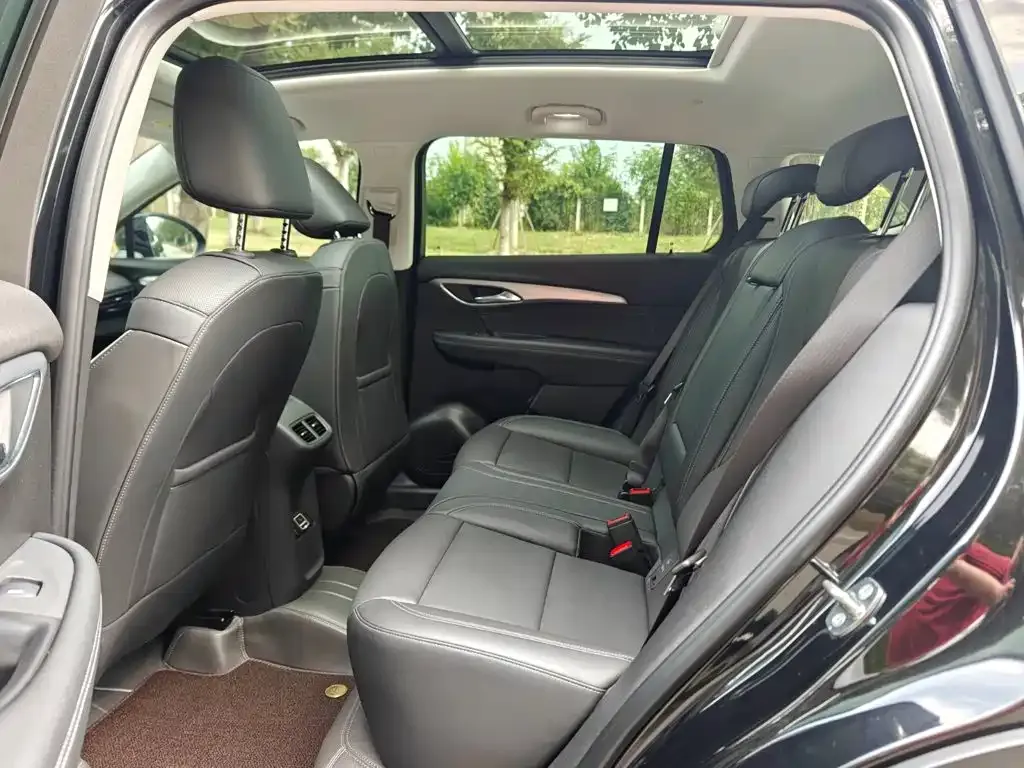 Buick Envision Plus — фото 5