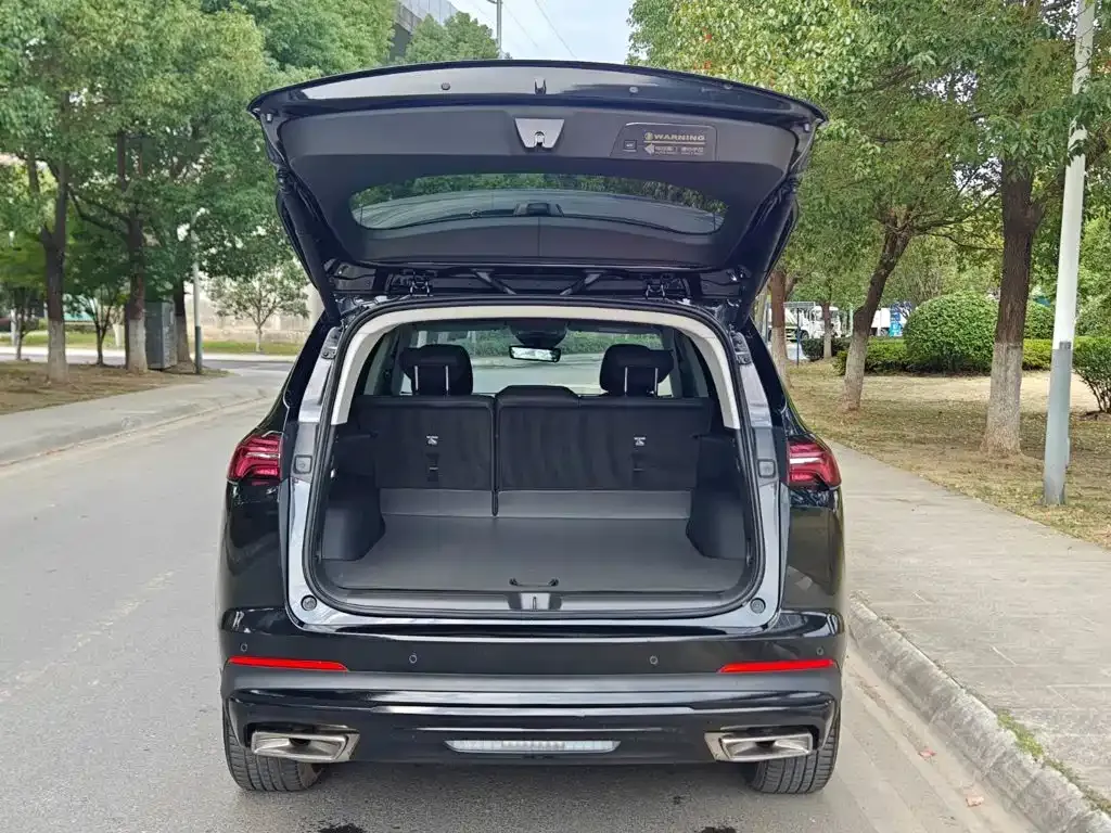 Buick Envision Plus — фото 9
