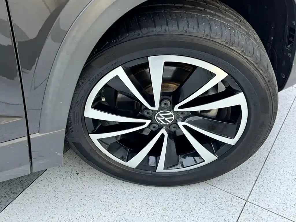 Volkswagen Tharu — фото 7