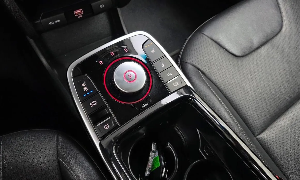 Kia Niro — фото 4