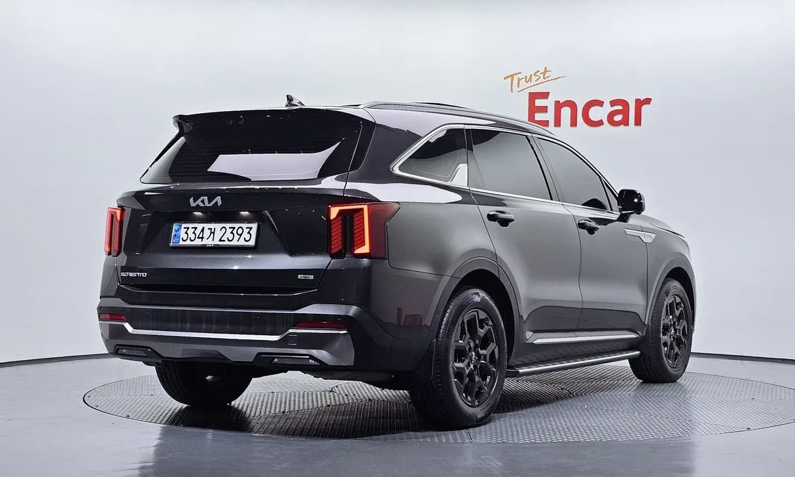 Kia Sorento — фото 5