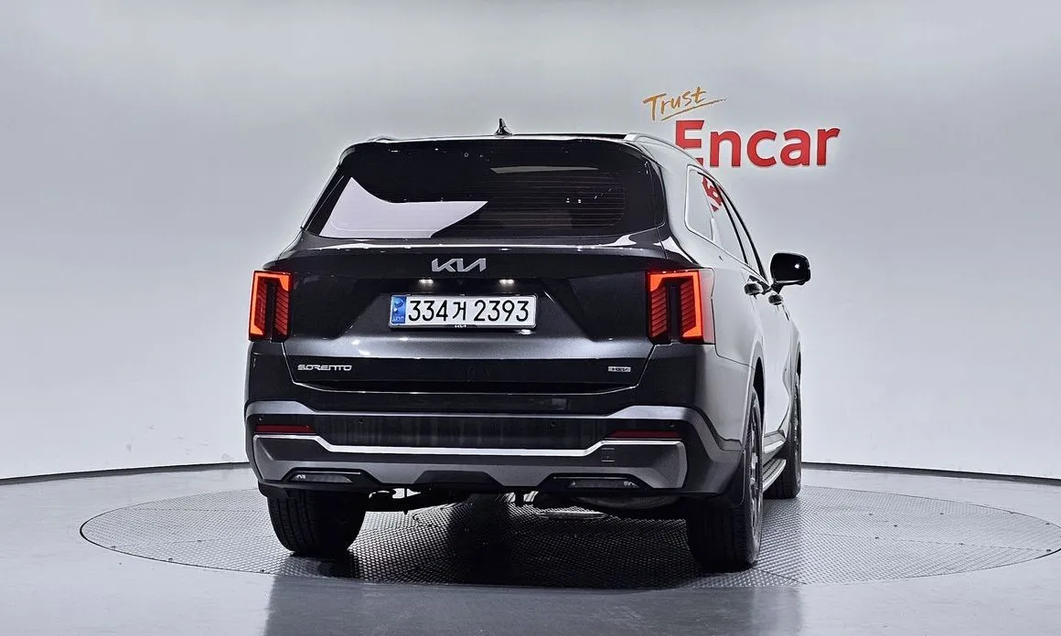 Kia Sorento — фото 3
