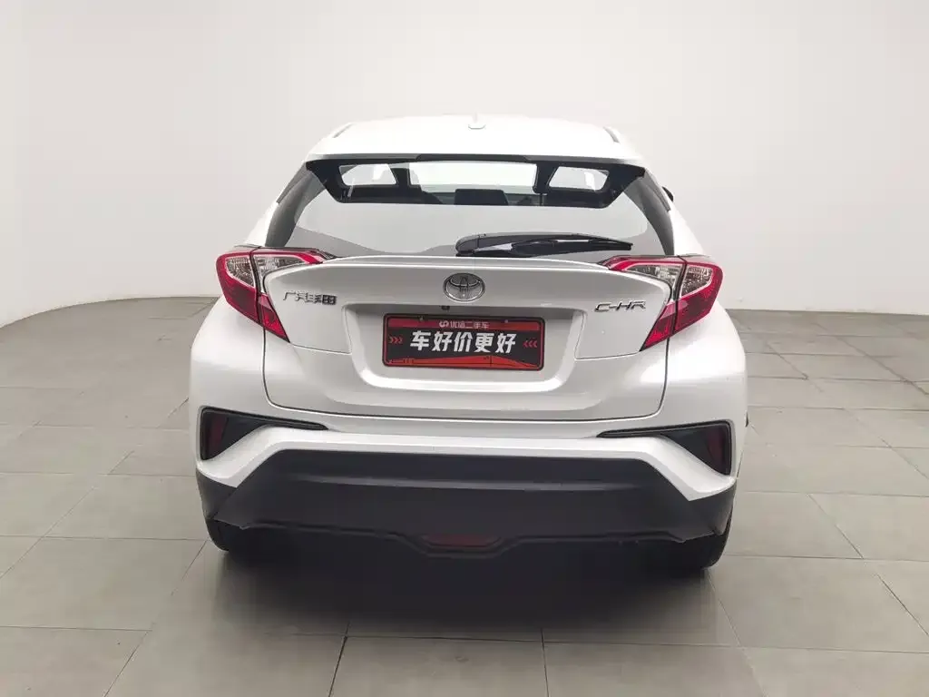 Toyota C-HR — фото 4