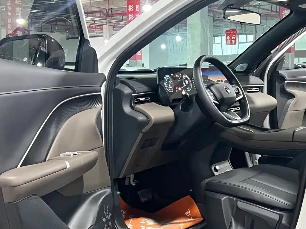 Changan CS55PLUS — фото 3