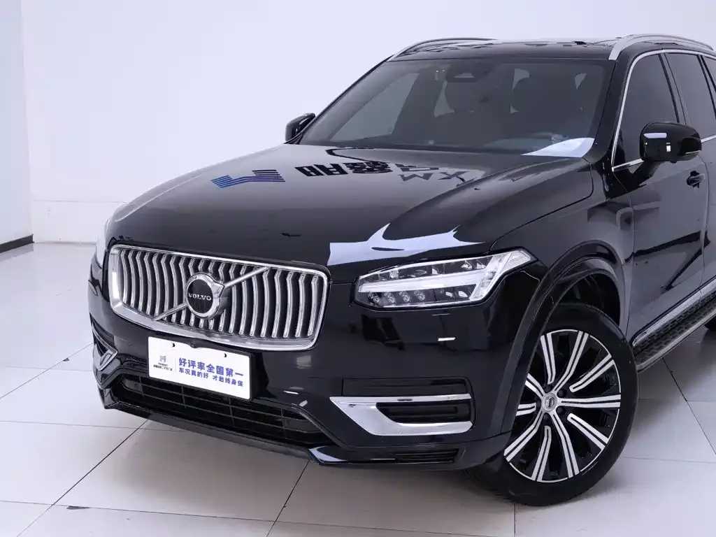 Volvo XC90 — фото 4