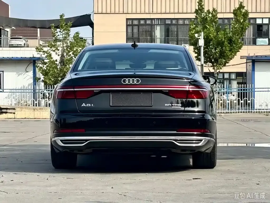 Audi A8 — фото 8