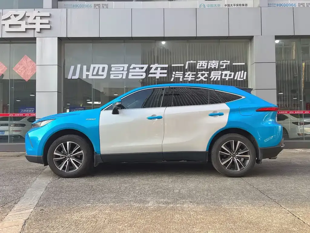 Toyota Harrier — фото 9