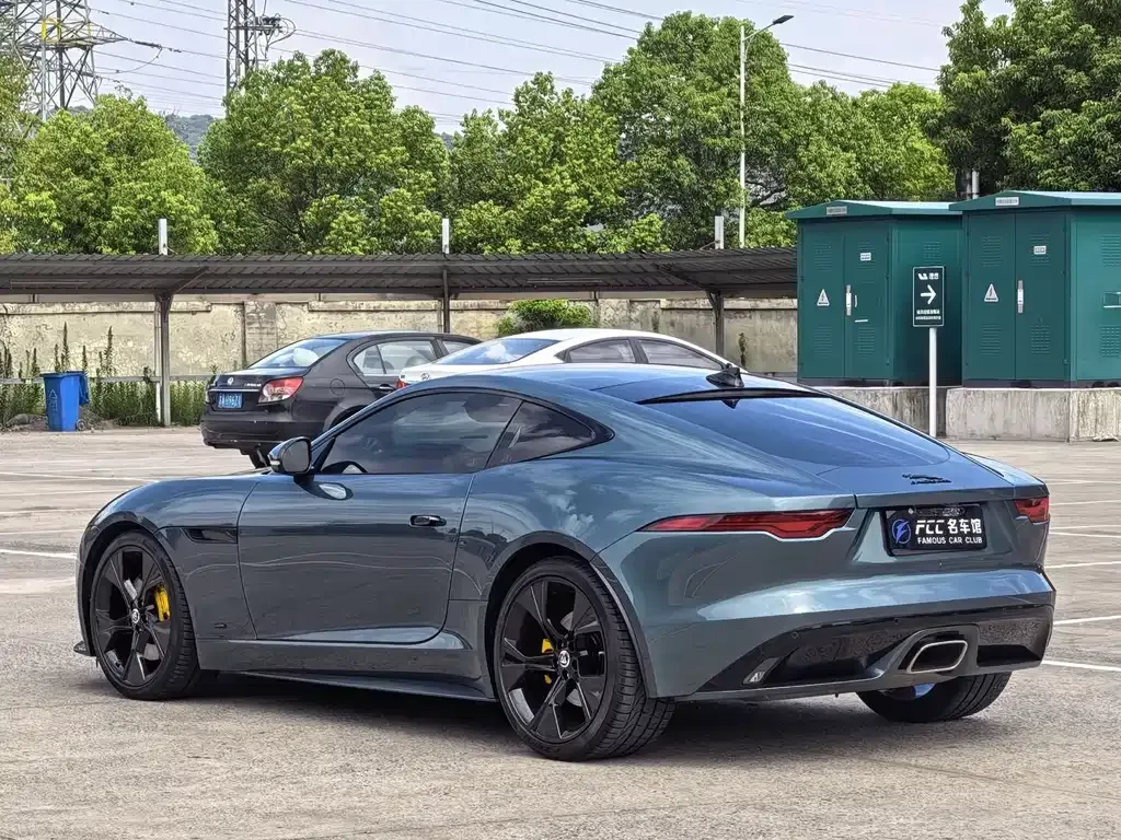 Jaguar F-TYPE — фото 7