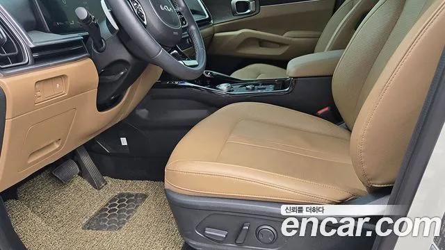 Kia Sorento — фото 5