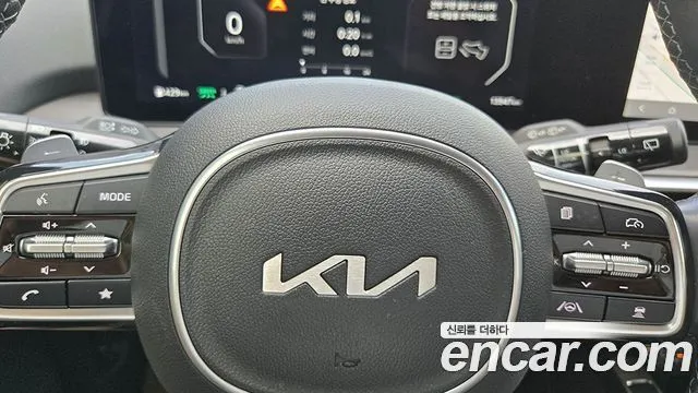 Kia Sorento — фото 8