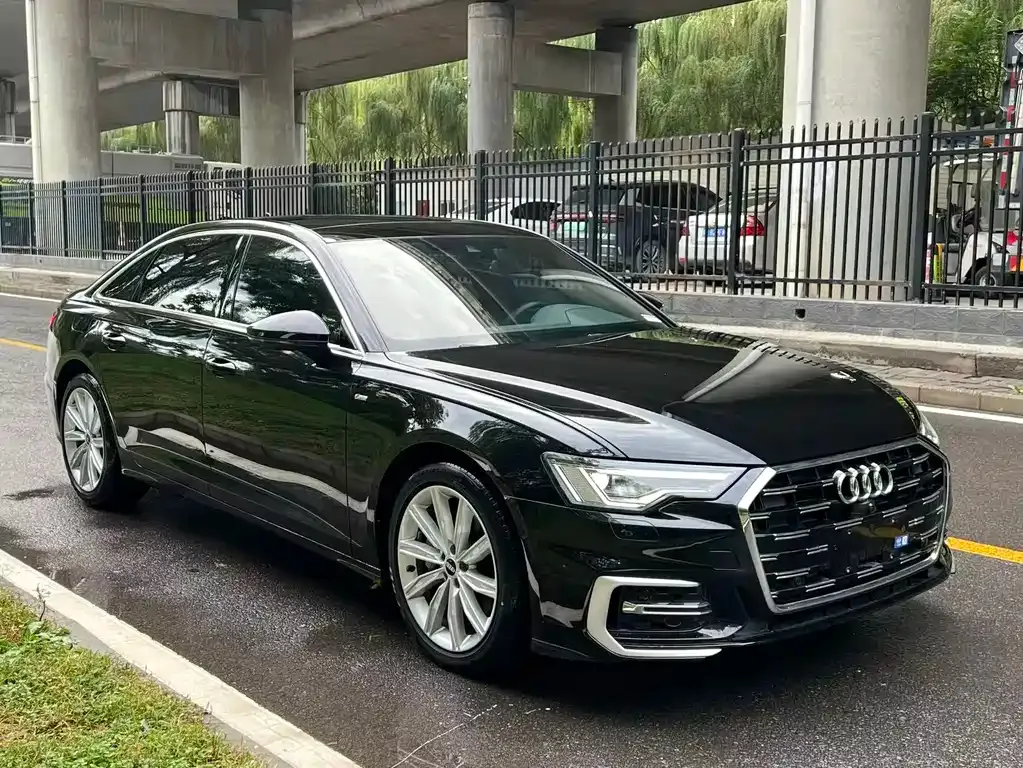 Audi A6L — фото 9