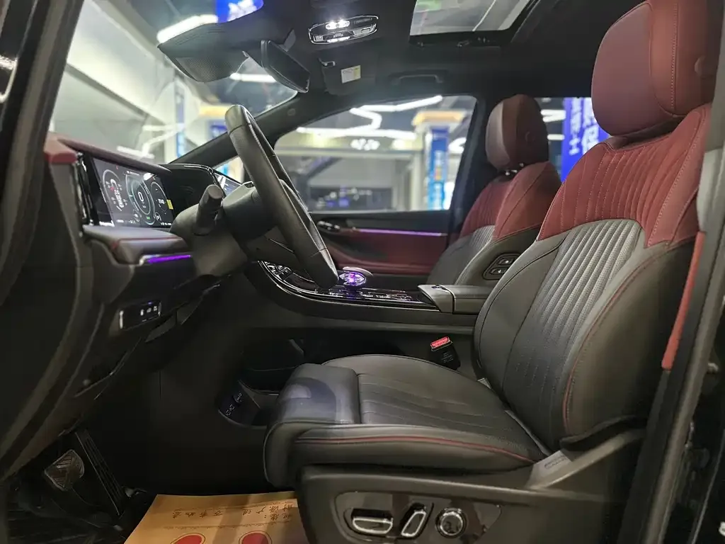 GAC Motor Trumpchi M8 — фото 8