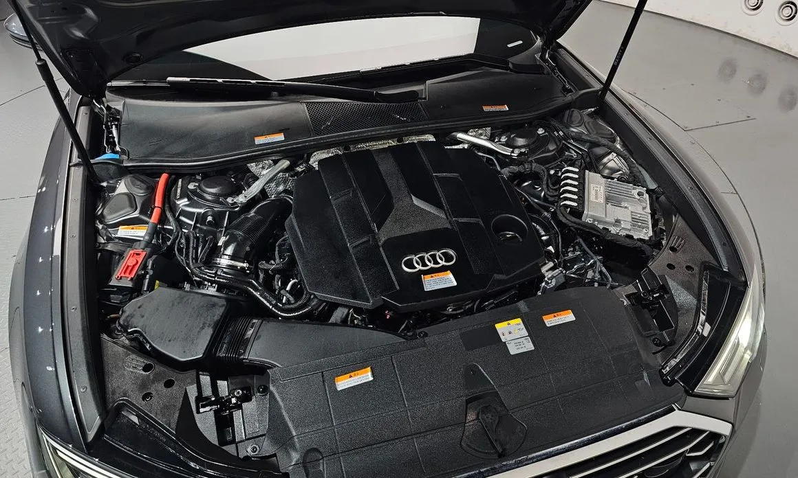 Audi A6 — фото 9
