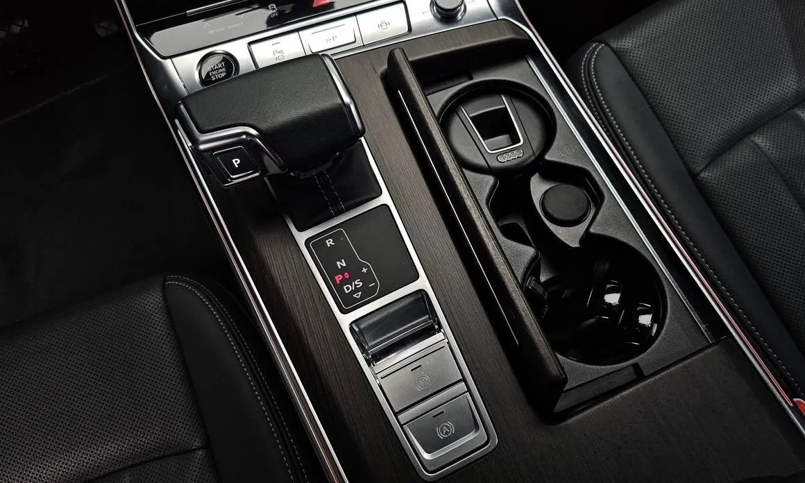 Audi A6 — фото 6