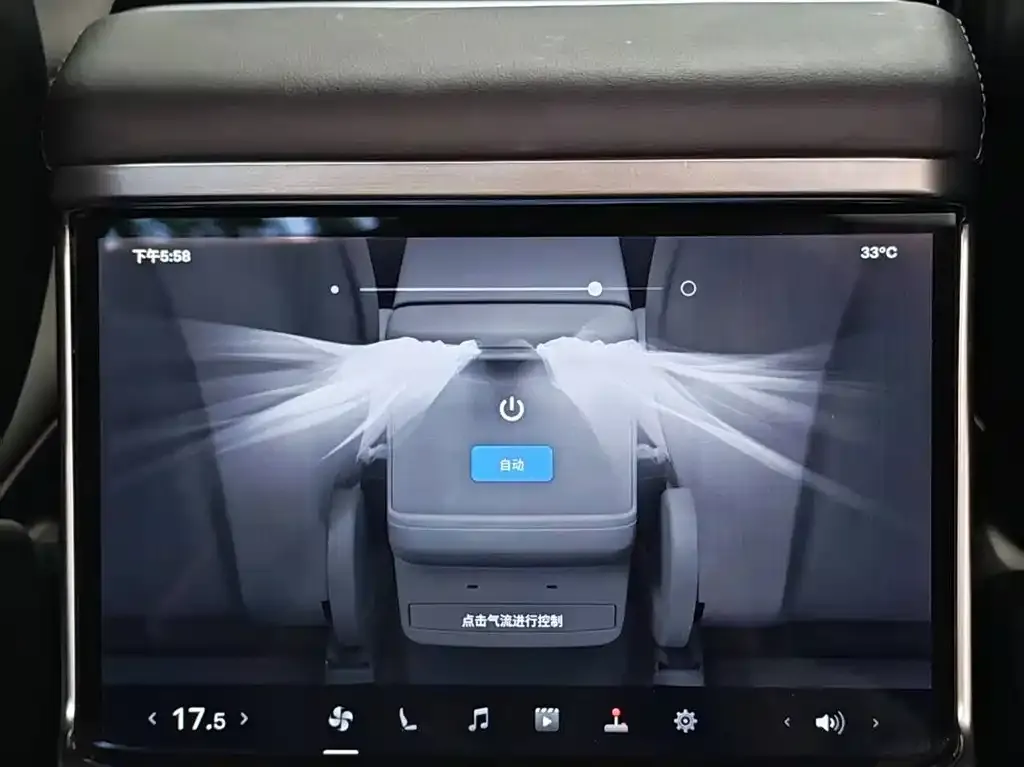 Tesla Model X — фото 2