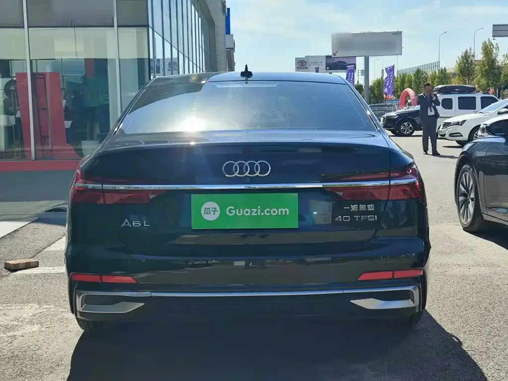 Audi A6L — фото 10