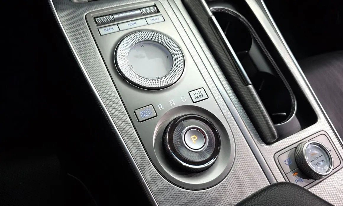 Genesis GV80 — фото 10