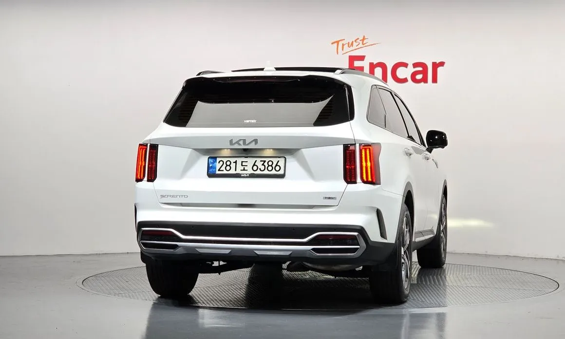 Kia Sorento — фото 3