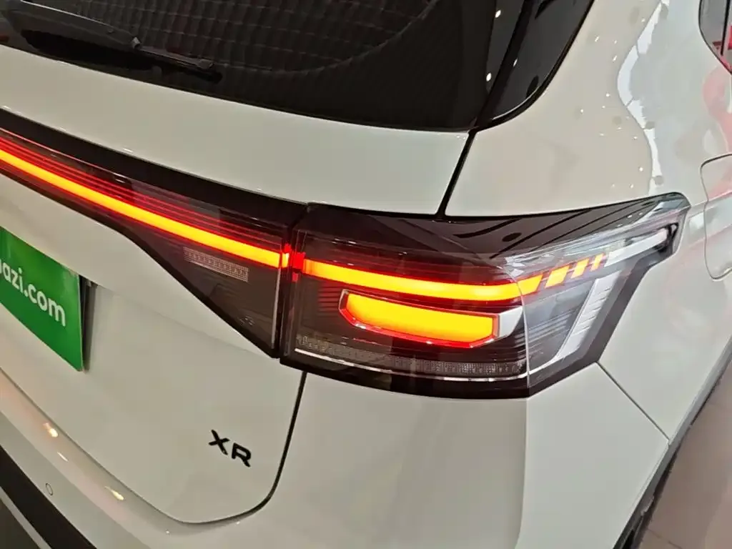 Volkswagen Tharu — фото 2