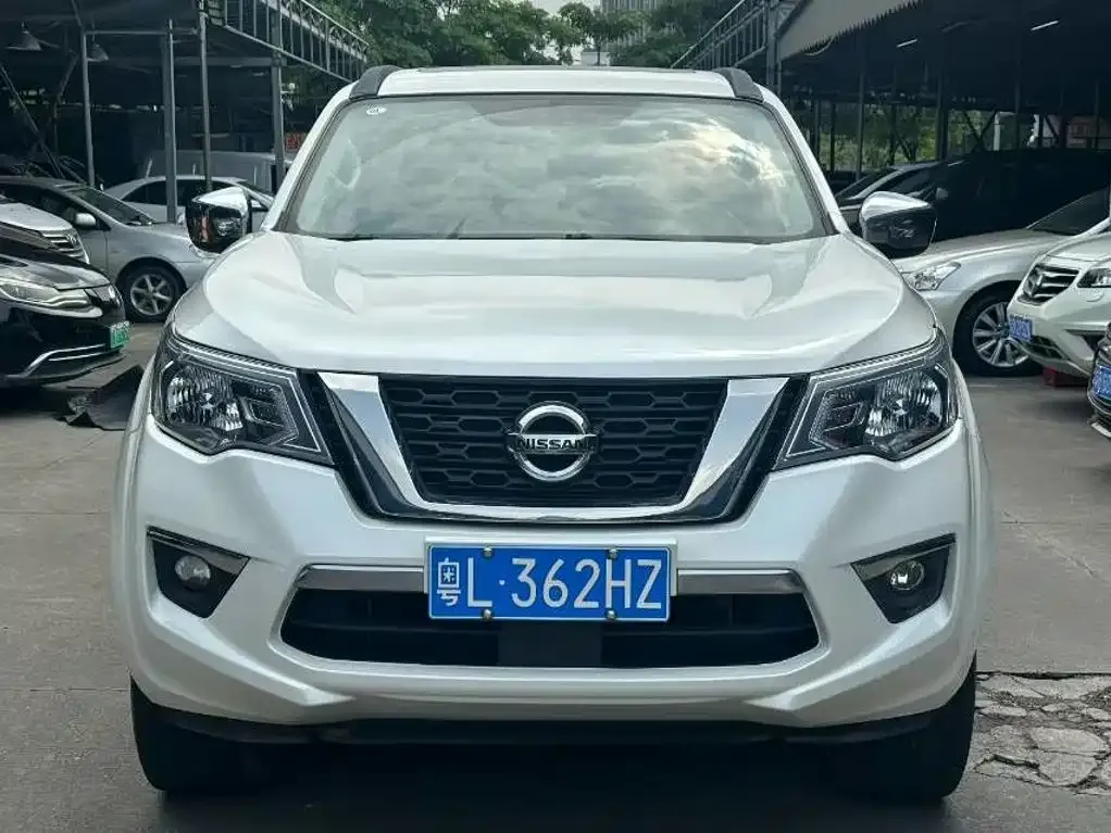 Nissan Terra — фото 3