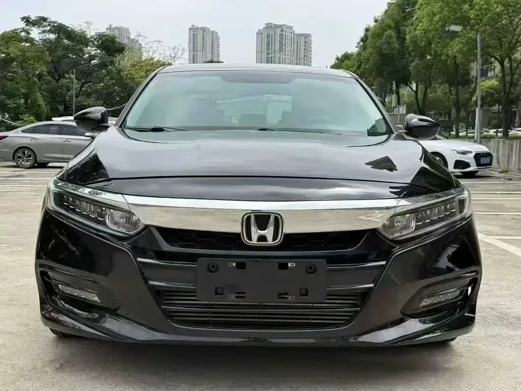 Honda Accord — фото 2