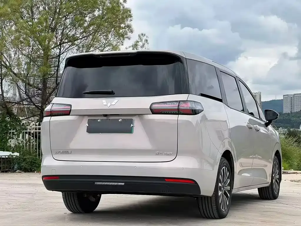 Wuling Xingguang 730 New Energy — фото 7