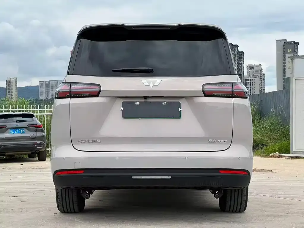 Wuling Xingguang 730 New Energy — фото 4