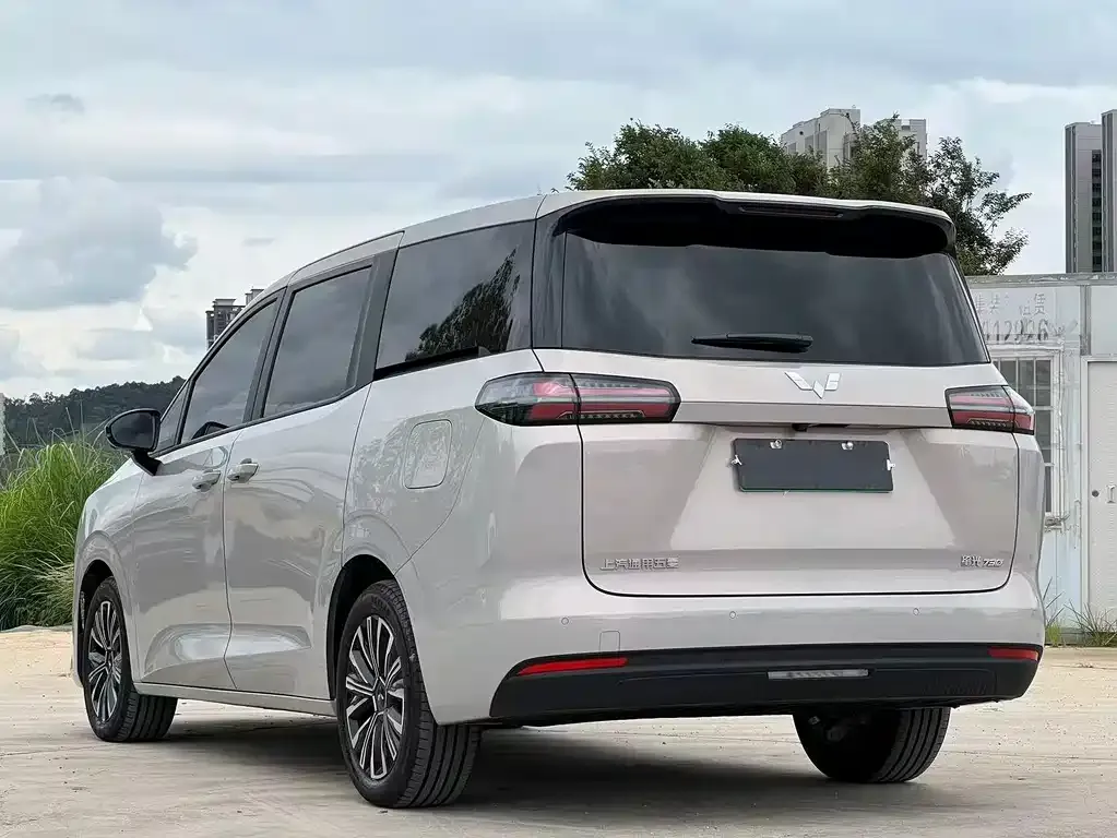 Wuling Xingguang 730 New Energy — фото 2