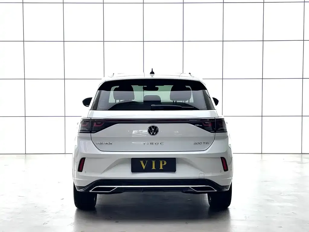 Volkswagen T-Roc — фото 2