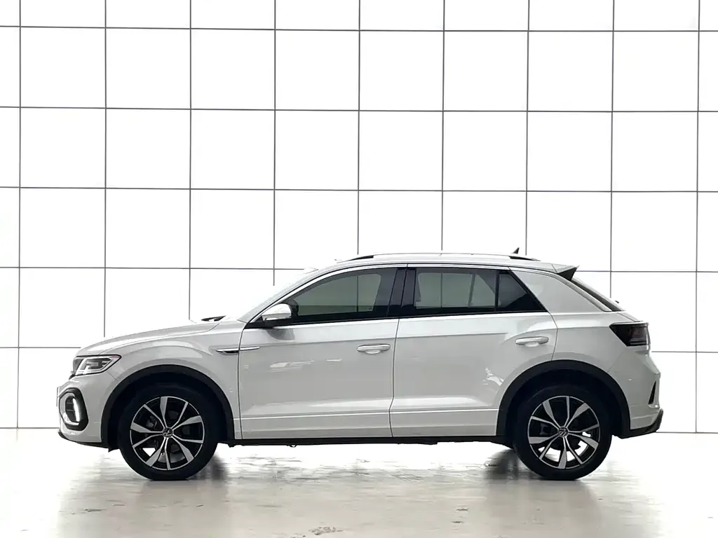 Volkswagen T-Roc — фото 6